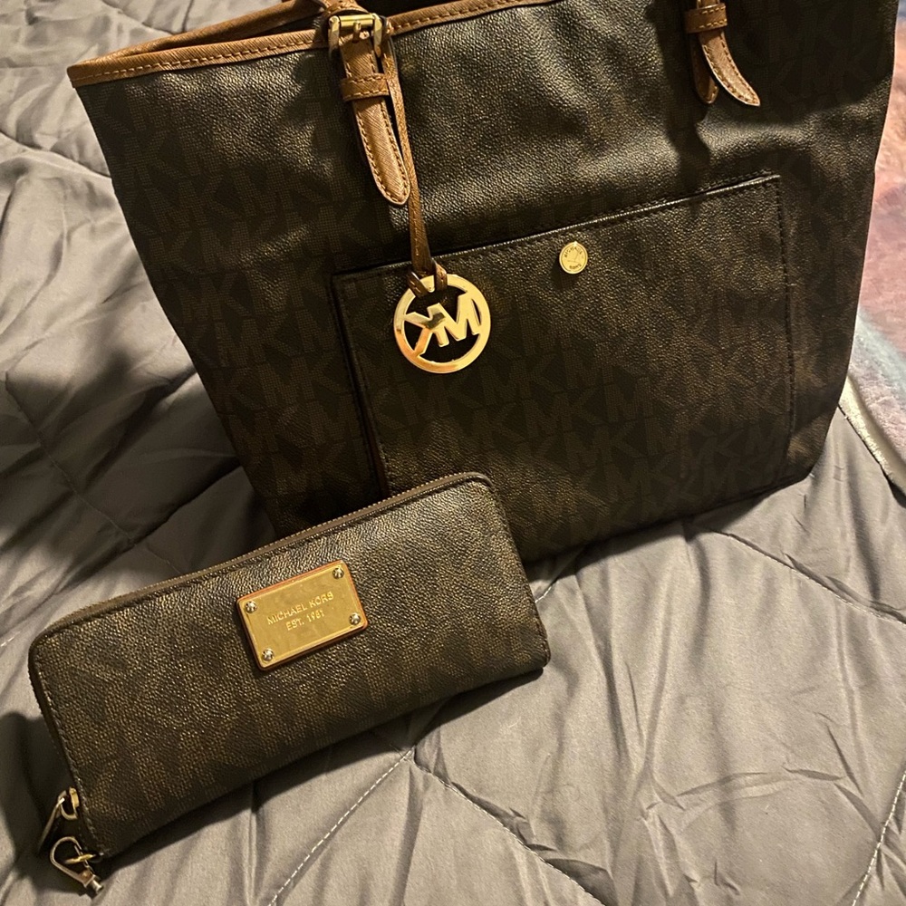 Michael Kors purse and wallet